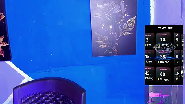 lau-hot online show from March 2026 07:58:01 PM