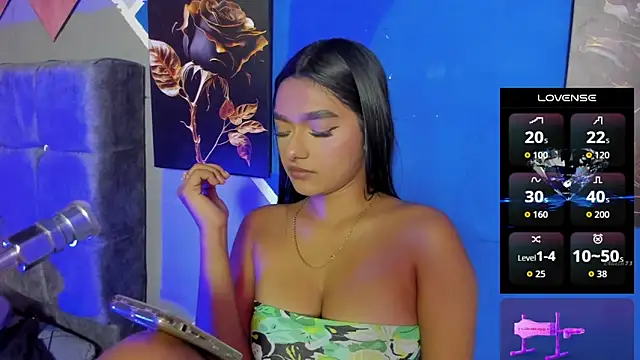 lau-hot online show from March 2026 08:35:02 PM