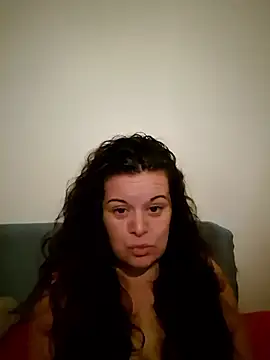 Snapshot of PerleRaree chatting on May 2026 08:57:01 PM PerleRaree online show from May 2026 08:57:01 PM