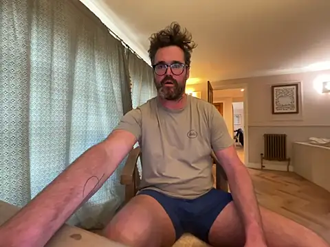 CyprioteWhitefly online show from March 2026 01:01:01 PM