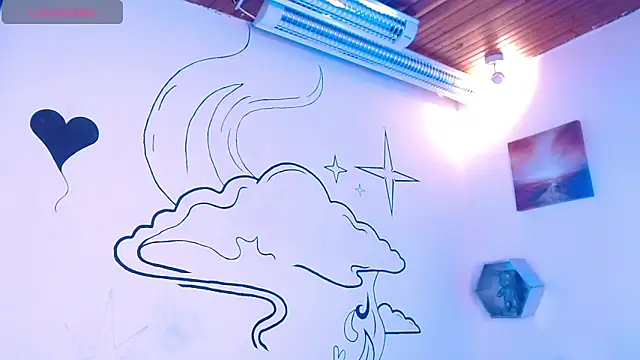 Snapshot of Trinity_Knox chatting on December 2025 03:11:01 PM Trinity Knox online show from December 2025 03:11:01 PM