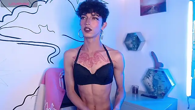 Snapshot of Trinity_Knox chatting on November 2025 03:39:01 PM Trinity Knox online show from November 2025 03:39:01 PM