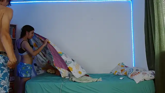 Lucy y Jacob online show from September 2025 04:53:01 PM