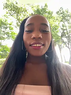 Snapshot of maryuri_21 chatting on September 2025 04:07:02 PM maryuri 21 online show from September 2025 04:07:02 PM