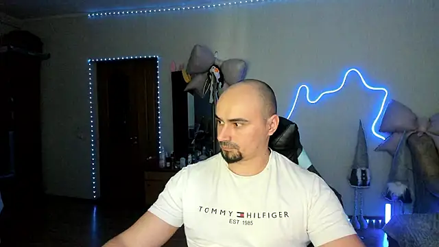 Gri SH online show from March 2026 07:03:02 PM