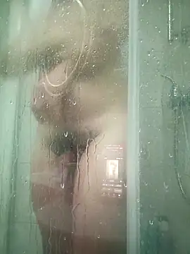 NiceBadgera online show from March 2026 12:04:02 AM