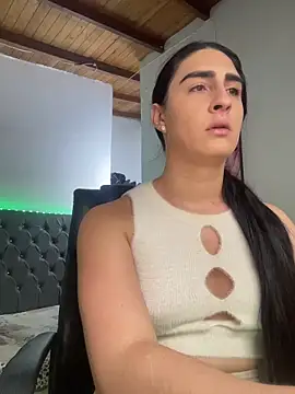 lola diez online show from April 2026 08:15:02 PM