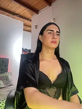 lola diez online show from November 2025 08:46:01 PM