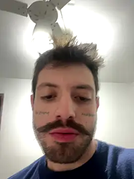 Snapshot of Luccaskonig chatting on September 2025 10:37:01 AM Luccaskonig online show from September 2025 10:37:01 AM