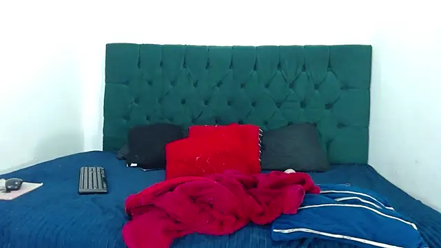 Snapshot of Ariatnaanddilan chatting on November 2025 09:26:02 PM Ariatnaanddilan online show from November 2025 09:26:02 PM