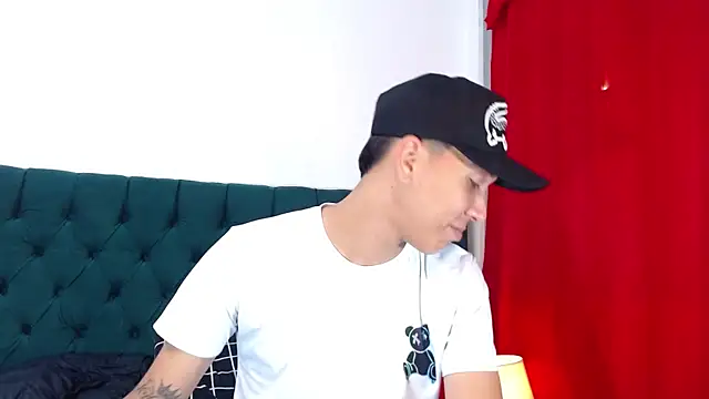 Snapshot of Ariatnaanddilan chatting on October 2025 12:22:01 AM Ariatnaanddilan online show from October 2025 12:22:01 AM