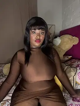 Snapshot of QUEEN_NOBUHLE_777 chatting on June 2026 11:17:01 PM QUEEN NOBUHLE 777 online show from June 2026 11:17:01 PM