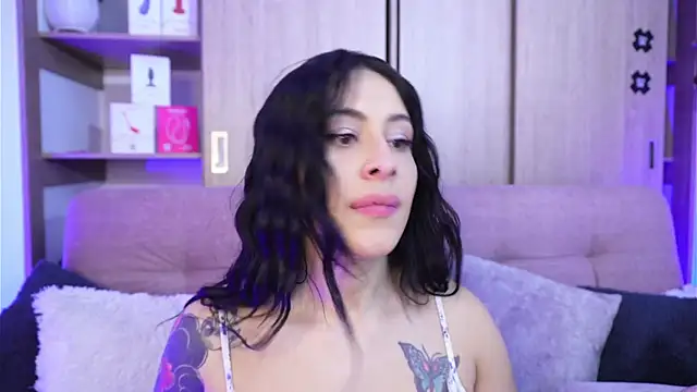 SophiieCumsx online show from April 2026 03:02:02 AM
