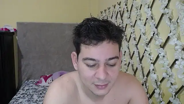 arvahot69 online show from October 2025 01:02:01 PM