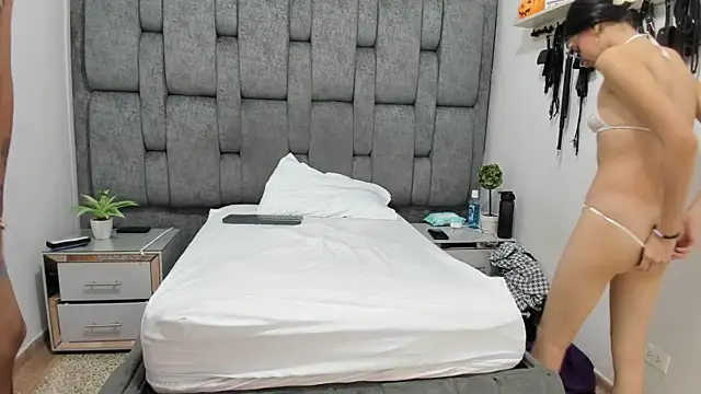 KamilaAndJavier online show from November 2025 02:48:02 AM