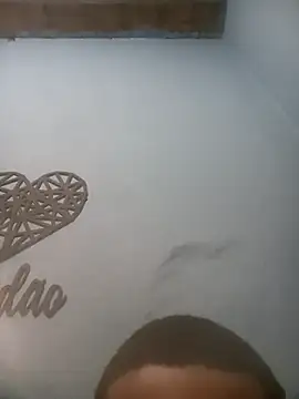 novinhopauzudo25 online show from February 2026 01:00:01 PM