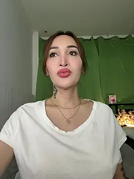 Snapshot of toni_0601 chatting on July 2026 02:21:02 AM toni 0601 online show from July 2026 02:21:02 AM