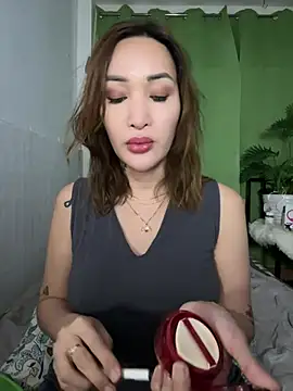 Snapshot of toni_0601 chatting on July 2026 01:01:02 AM toni 0601 online show from July 2026 01:01:02 AM