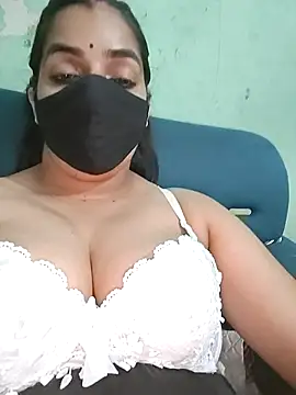 the saavi online show from April 2026 09:32:02 PM