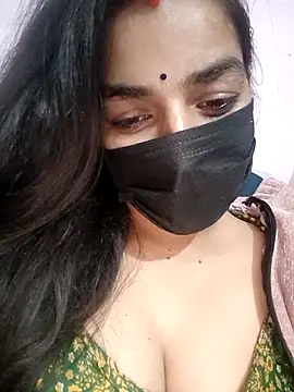 Snapshot of the_saavi chatting on December 2025 12:22:02 PM the saavi online show from December 2025 12:22:02 PM