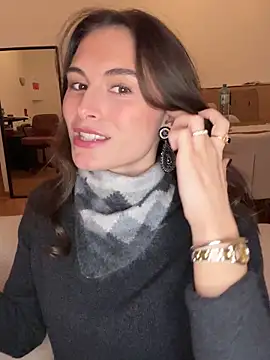 Snapshot of SophiiaStarr chatting on December 2025 07:29:02 PM SophiiaStarr online show from December 2025 07:29:02 PM