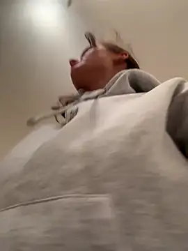 SophiiaStarr online show from October 2025 07:44:02 PM