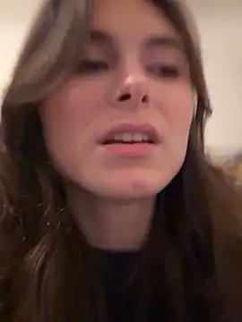 SophiiaStarr online show from December 2025 06:29:02 PM