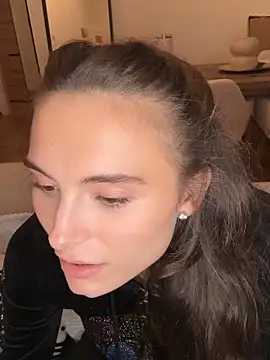 SophiiaStarr online show from October 2025 07:26:02 PM