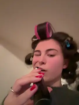 Snapshot of SophiiaStarr chatting on February 2026 07:24:01 PM SophiiaStarr online show from February 2026 07:24:01 PM