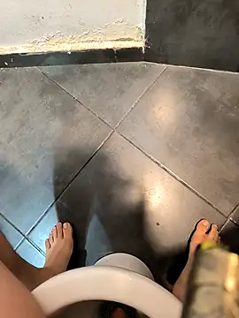 penchis90 online show from March 2026 05:25:02 PM