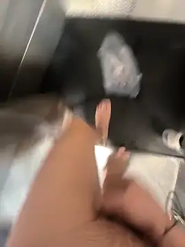 penchis90 online show from February 2026 06:30:01 PM