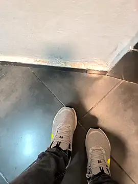 penchis90 online show from March 2026 10:43:02 PM