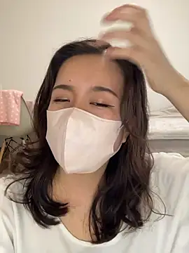 NATSUMI00 online show from October 2025 05:42:01 AM