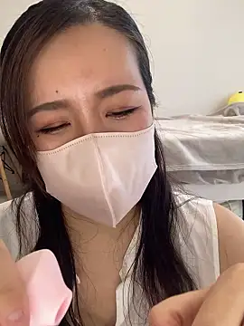 NATSUMI00 online show from September 2025 05:14:02 AM