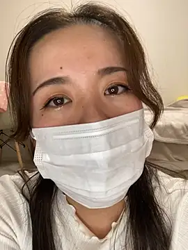 NATSUMI00 online show from October 2025 12:35:02 PM
