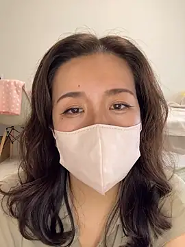 NATSUMI00 online show from October 2025 05:20:01 AM