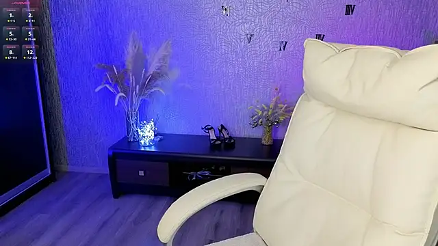 NikkiiStill online show from May 2026 02:50:02 AM
