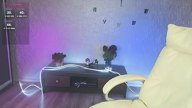 Snapshot of NikkiiStill chatting on October 2025 03:17:01 AM NikkiiStill online show from October 2025 03:17:01 AM