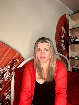 Snapshot of Nayvessa chatting on November 2025 06:30:01 PM Nayvessa online show from November 2025 06:30:01 PM