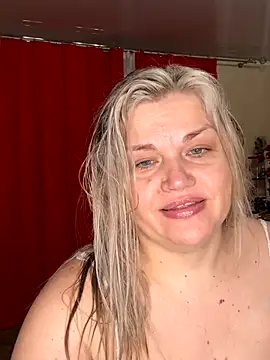 Snapshot of Nayvessa chatting on November 2025 08:34:02 PM Nayvessa online show from November 2025 08:34:02 PM