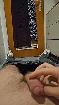 Snapshot of LAB_Secret chatting on January 2026 04:14:01 PM LAB Secret online show from January 2026 04:14:01 PM