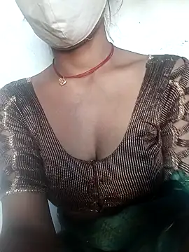 Snapshot of Sharmili_xx chatting on November 2025 08:18:02 AM Sharmili xx online show from November 2025 08:18:02 AM