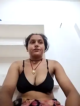 Sonam shinde online show from April 2026 09:21:01 PM