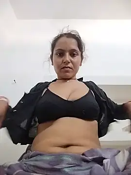 Snapshot of Sonam_shinde chatting on June 2026 06:09:01 AM Sonam shinde online show from June 2026 06:09:01 AM