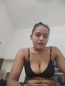 Snapshot of Sonam_shinde chatting on July 2026 06:44:01 AM Sonam shinde online show from July 2026 06:44:01 AM