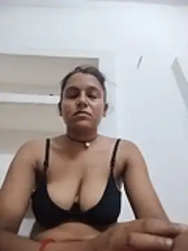 Snapshot of Sonam_shinde chatting on July 2026 09:10:01 PM Sonam shinde online show from July 2026 09:10:01 PM