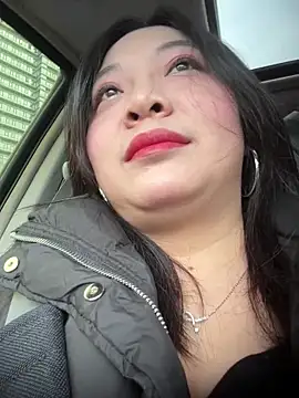 smgirls online show from December 2025 02:17:02 AM