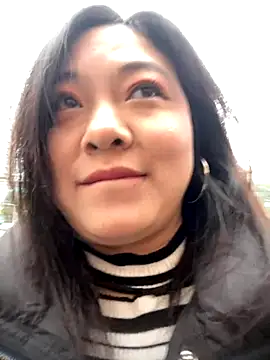 smgirls online show from December 2025 06:01:02 AM