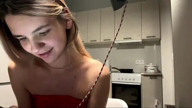 Denni Spilber online show from October 2025 05:12:02 PM