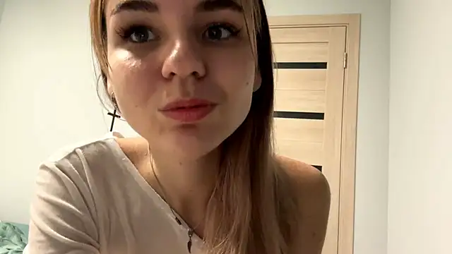 Denni Spilber online show from September 2025 04:46:02 PM